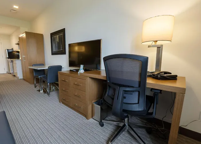 Executive Residency By Best Western Calgary City View North