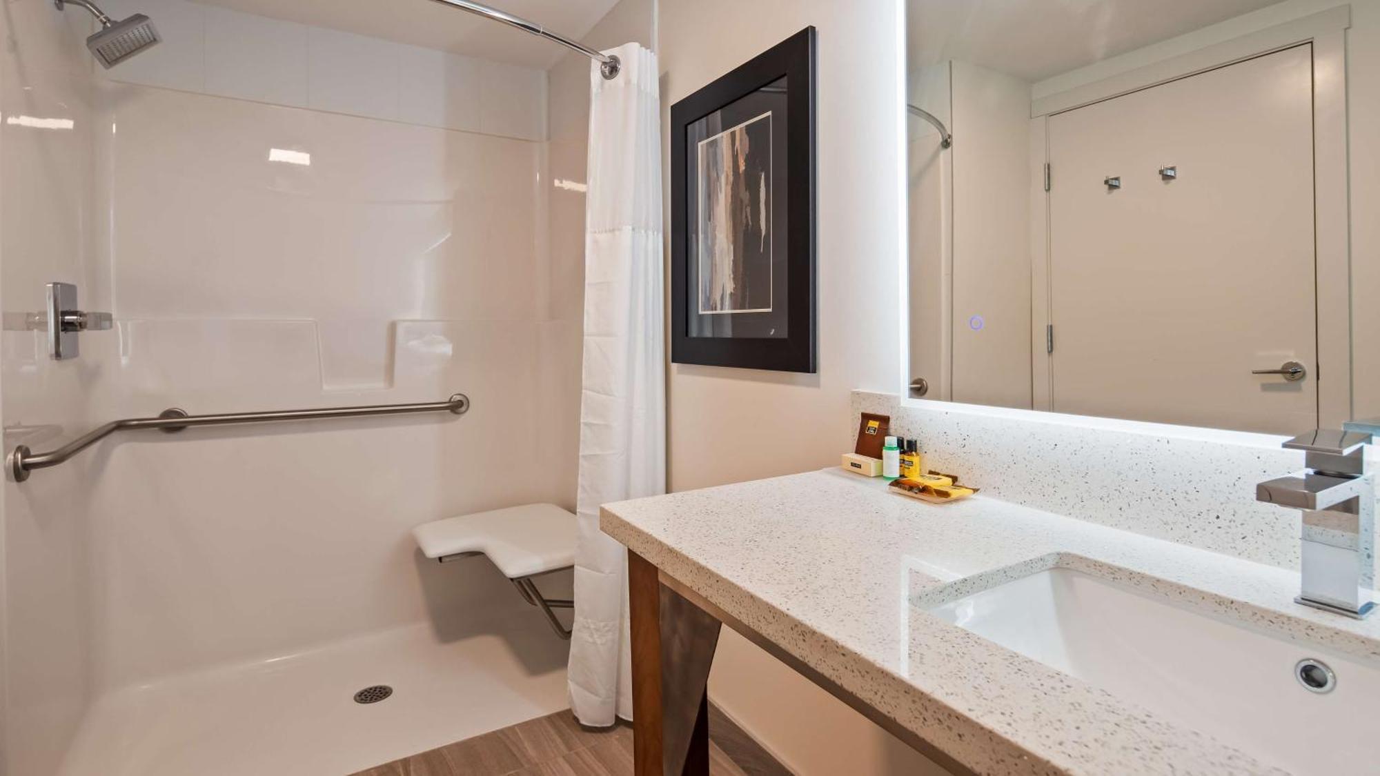 Hotel Executive Residency By Western View North
