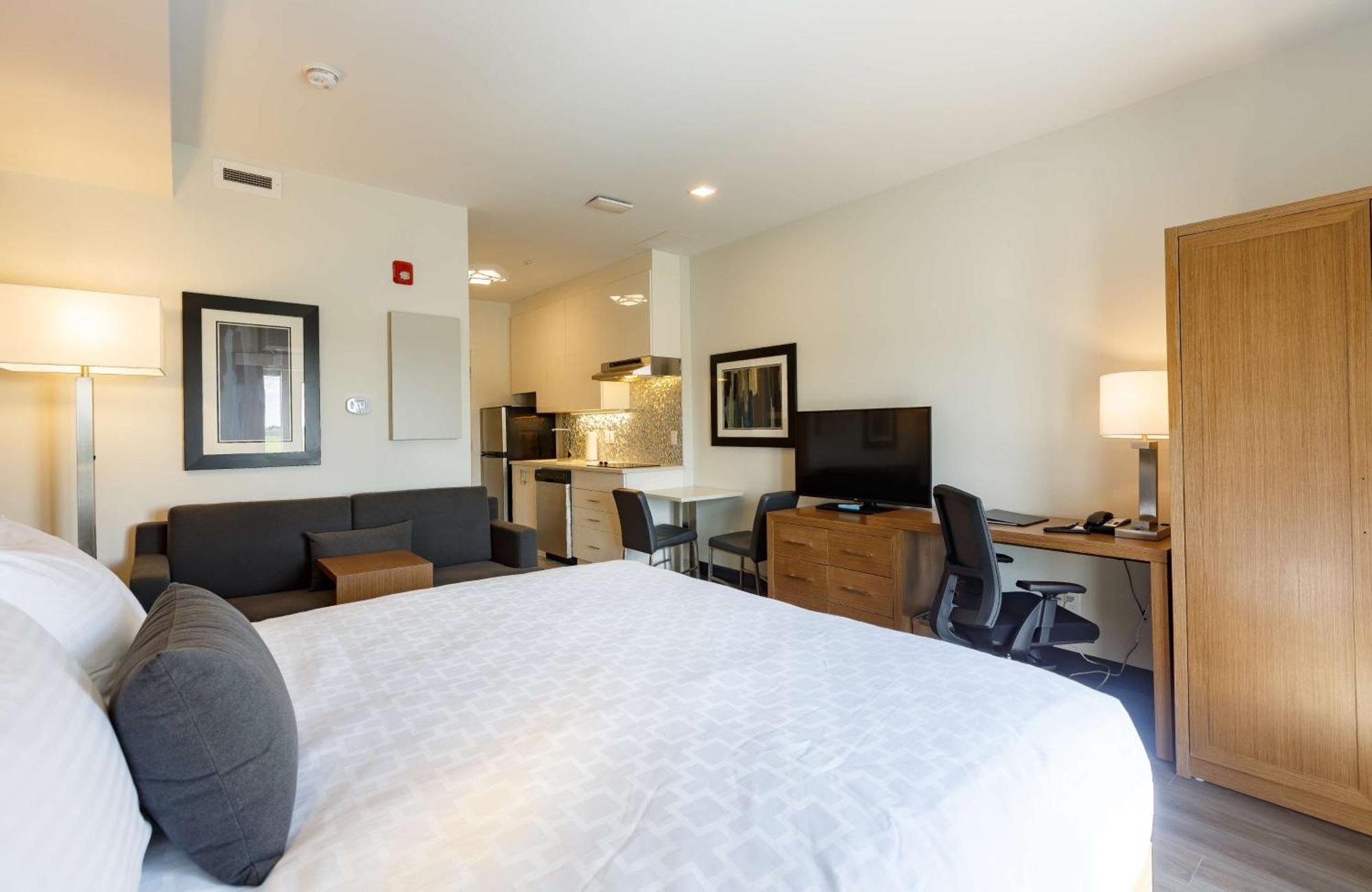Hotel Executive Residency By Western View North