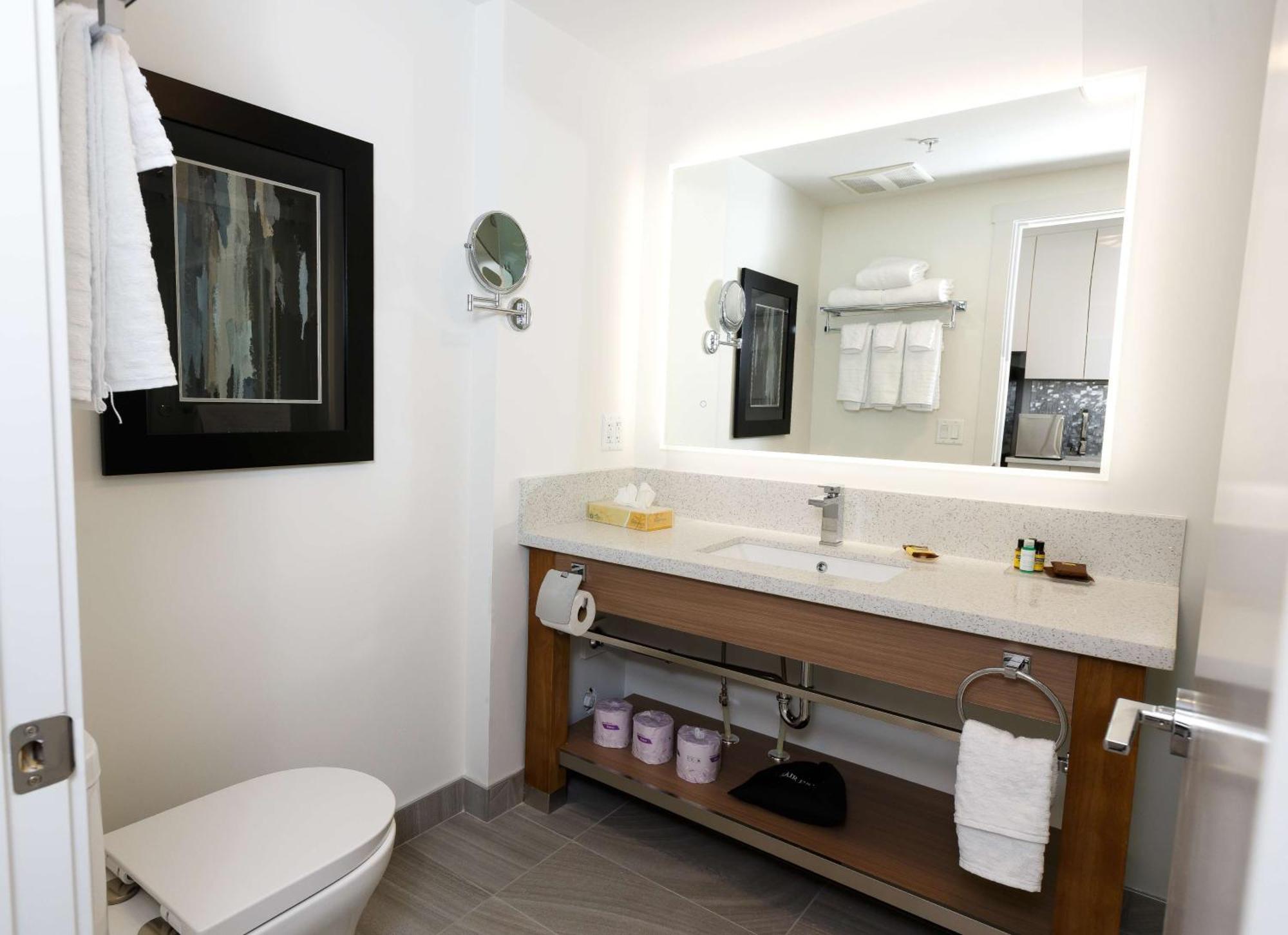 Executive Residency By Western View North Hotel Calgary