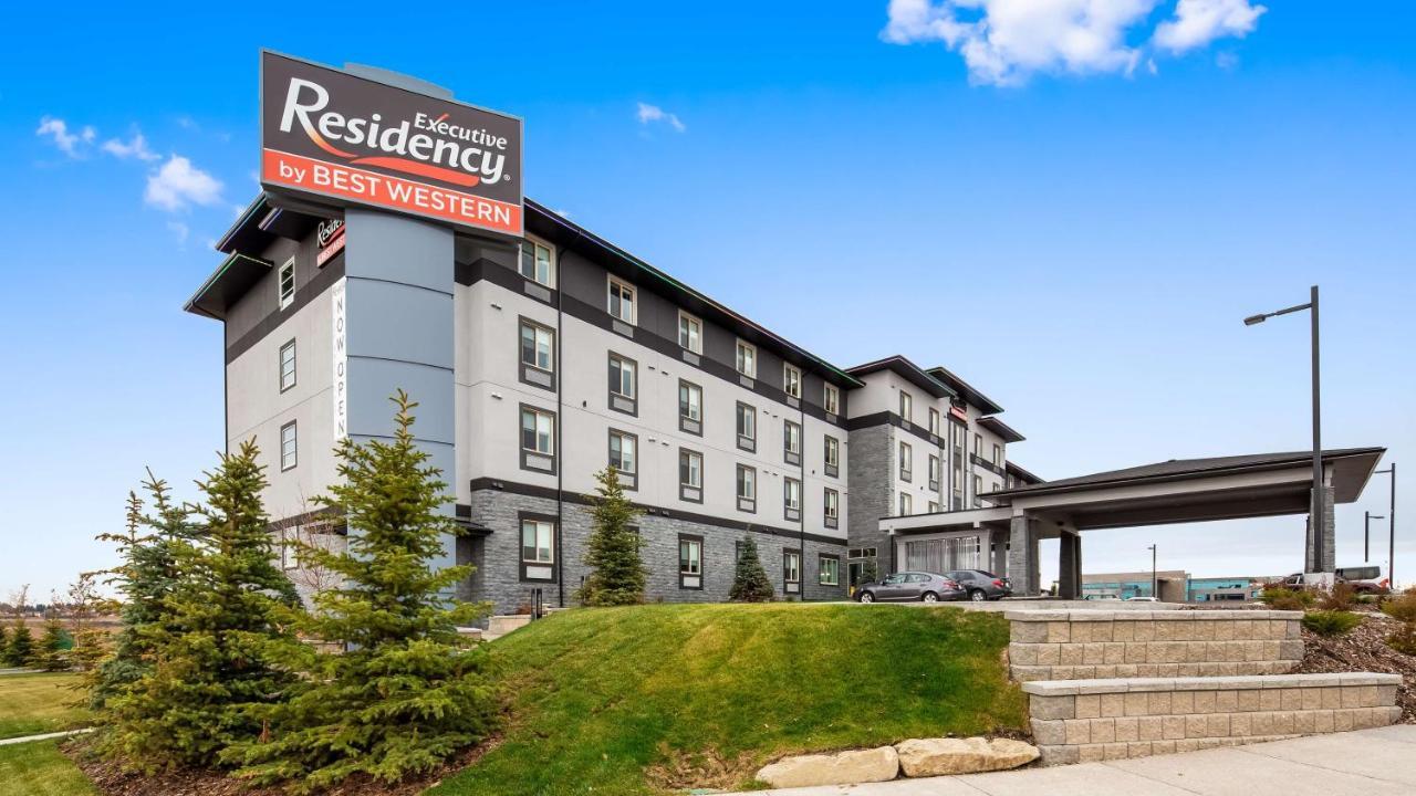 Executive Residency By Western View North Calgary