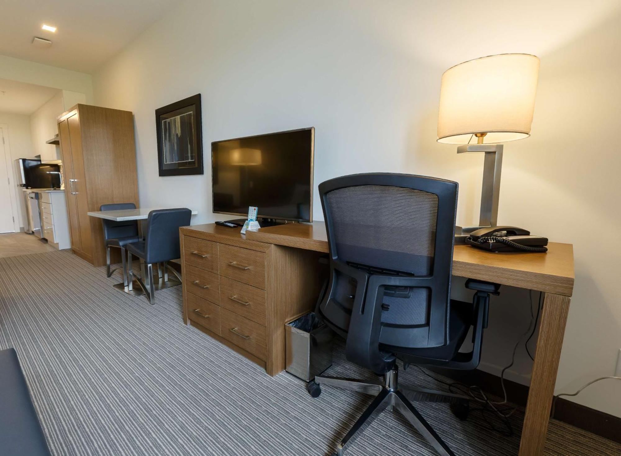 Executive Residency By Western View North Hotel Calgary